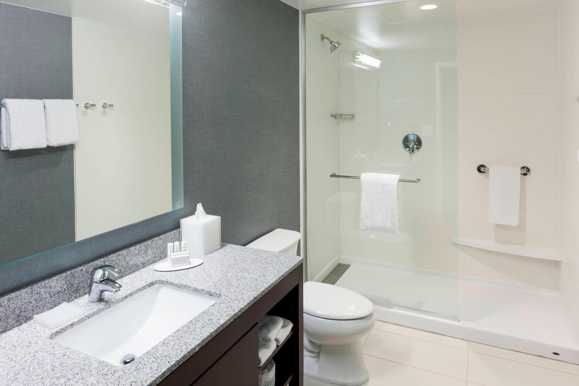 Residence Inn By Marriott Richmond Downtown Exteriör bild